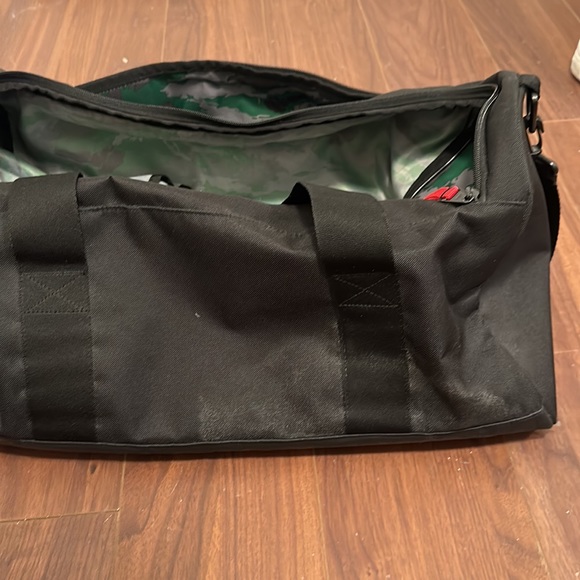 Adidas Originals Duffel Bag - Picture 5 of 6